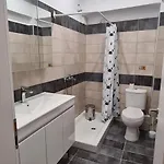 Ivoni Family House *