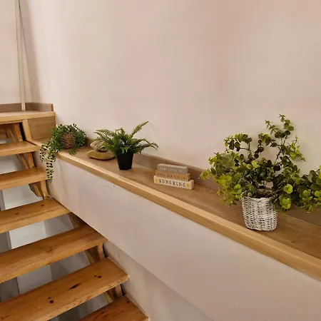 Ivoni Family House بيت للعطل Perivólion